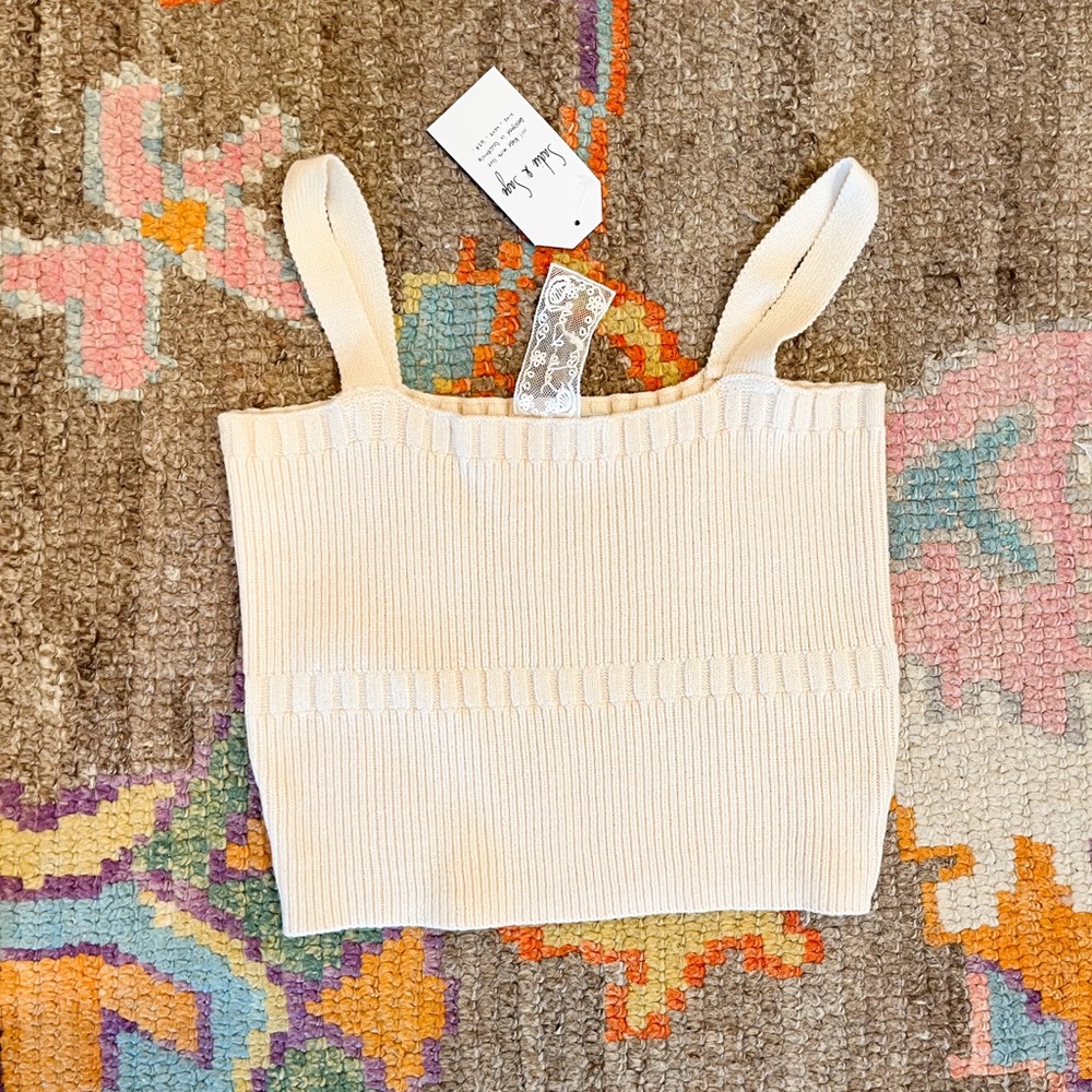 NWT Sadie & Sage beige sweater tank top